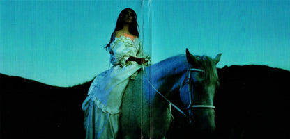 Weyes Blood : And In The Darkness, Hearts Aglow (CD, Album, Gat)