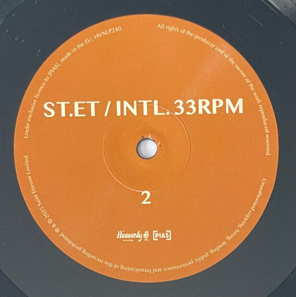 Saint Etienne : International (LP, Album)