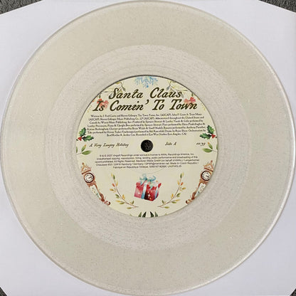 Laufey (2) : A Very Laufey Holiday: The Santa Claus Is Comin’ To Town Edition (7", Single, Mil)