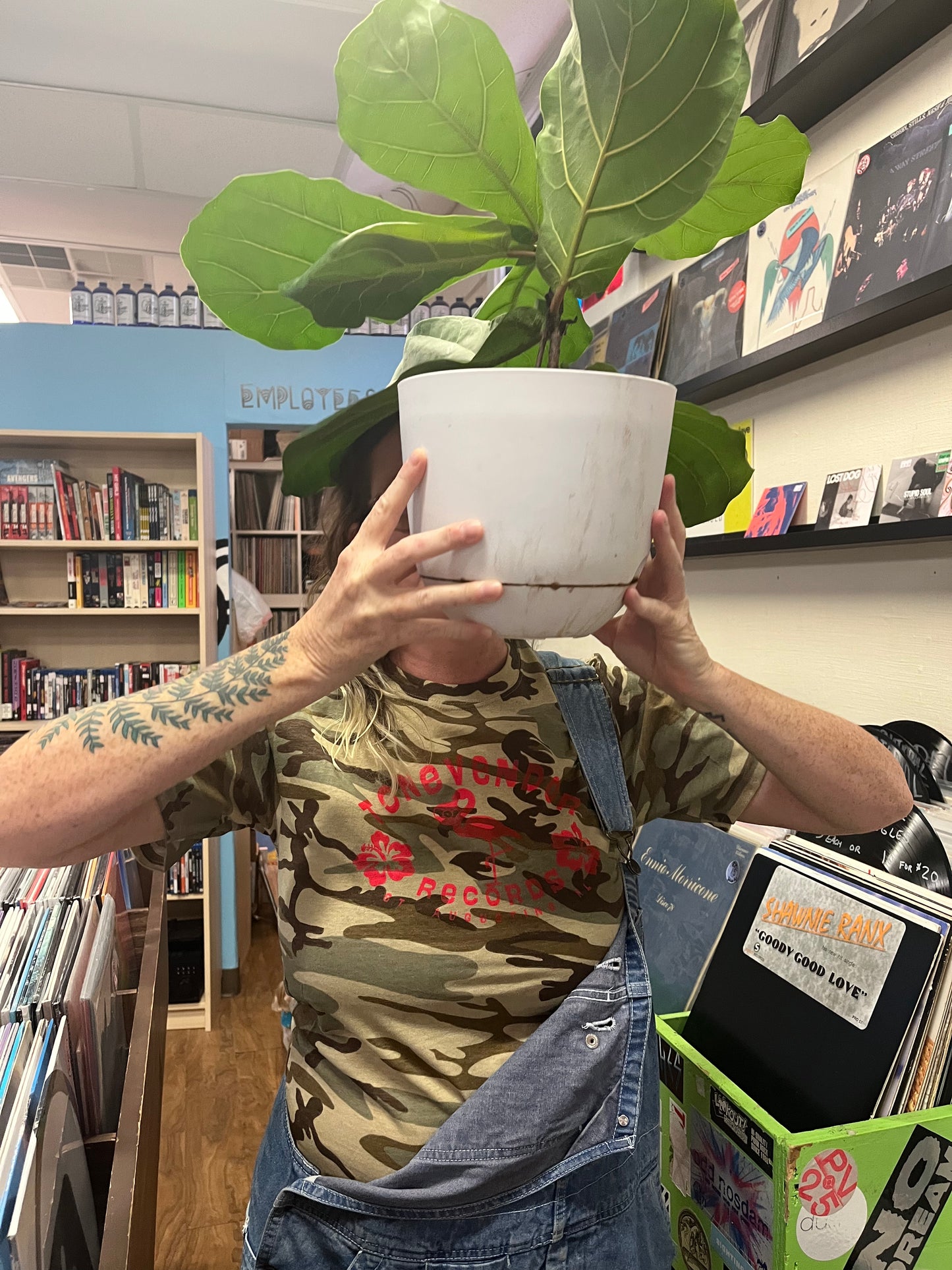 Tonevendor Flamingo T-Shirt - Camo