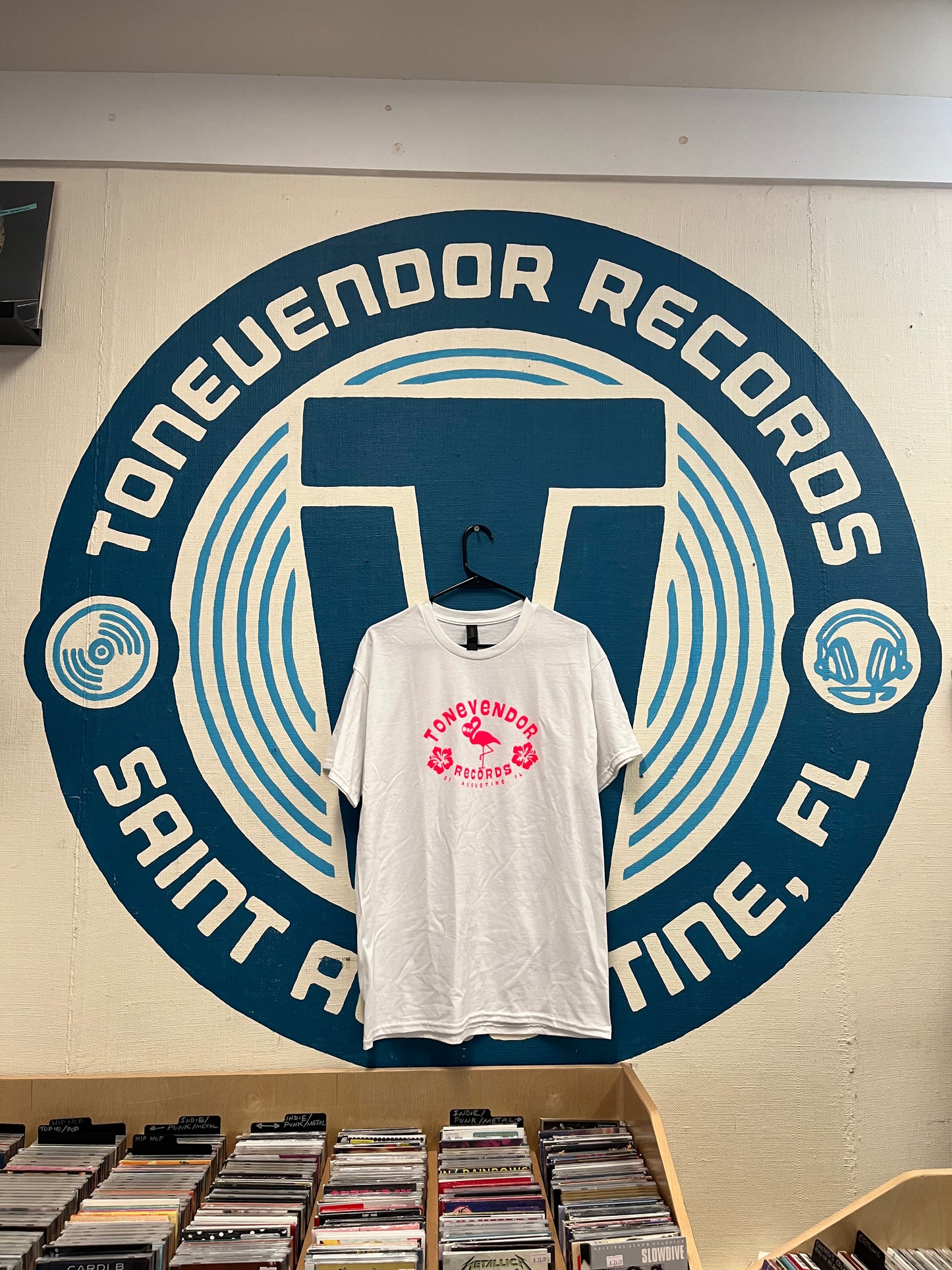 Tonevendor Flamingo T-Shirt - White