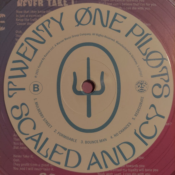Twenty One Pilots : Scaled And Icy (LP, Album, Ltd, Cry)
