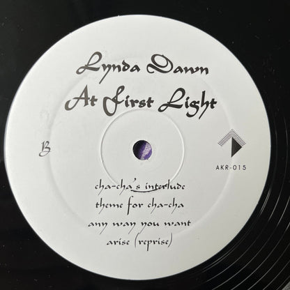 Lynda Dawn : At First Light (LP, EP, RP)