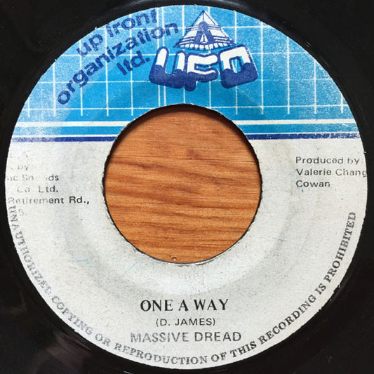 Massive Dread : One A Way (7", Single)